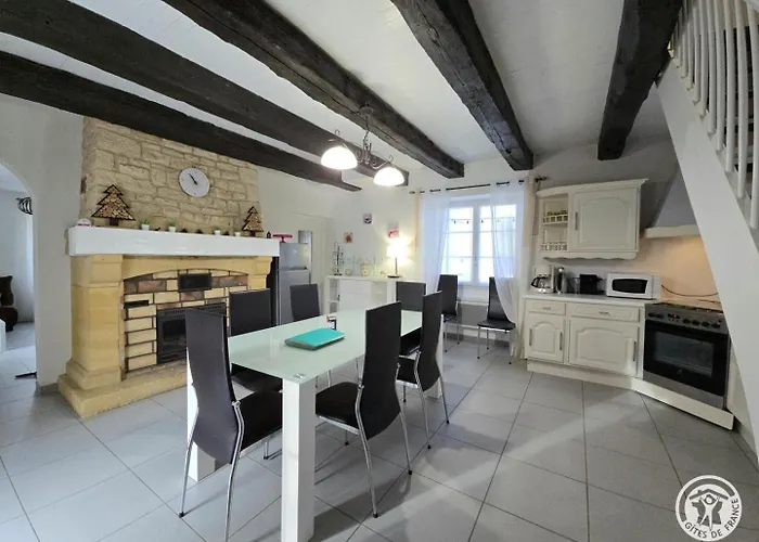 Des Noisetiers Nyaraló *