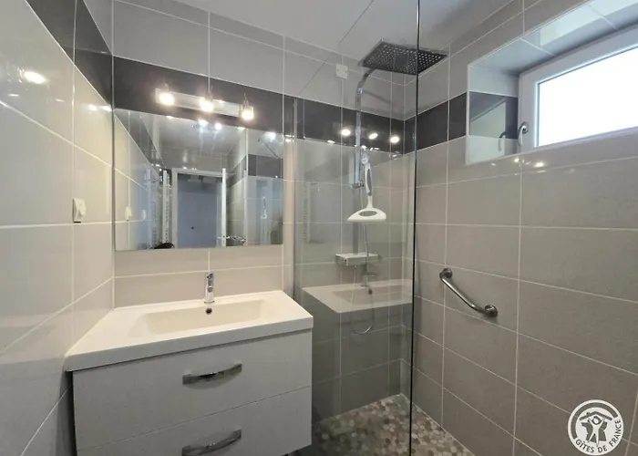 Nyaraló Des Noisetiers *